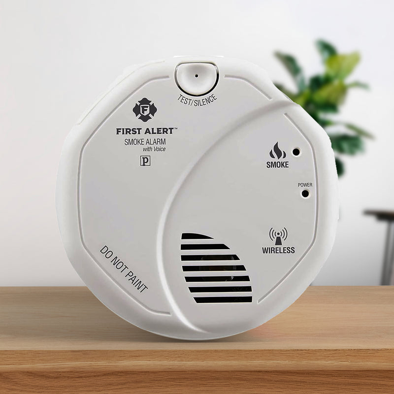 First Alert Smoke and Carbon Monoxide Detector with 120 Volt Battery, White