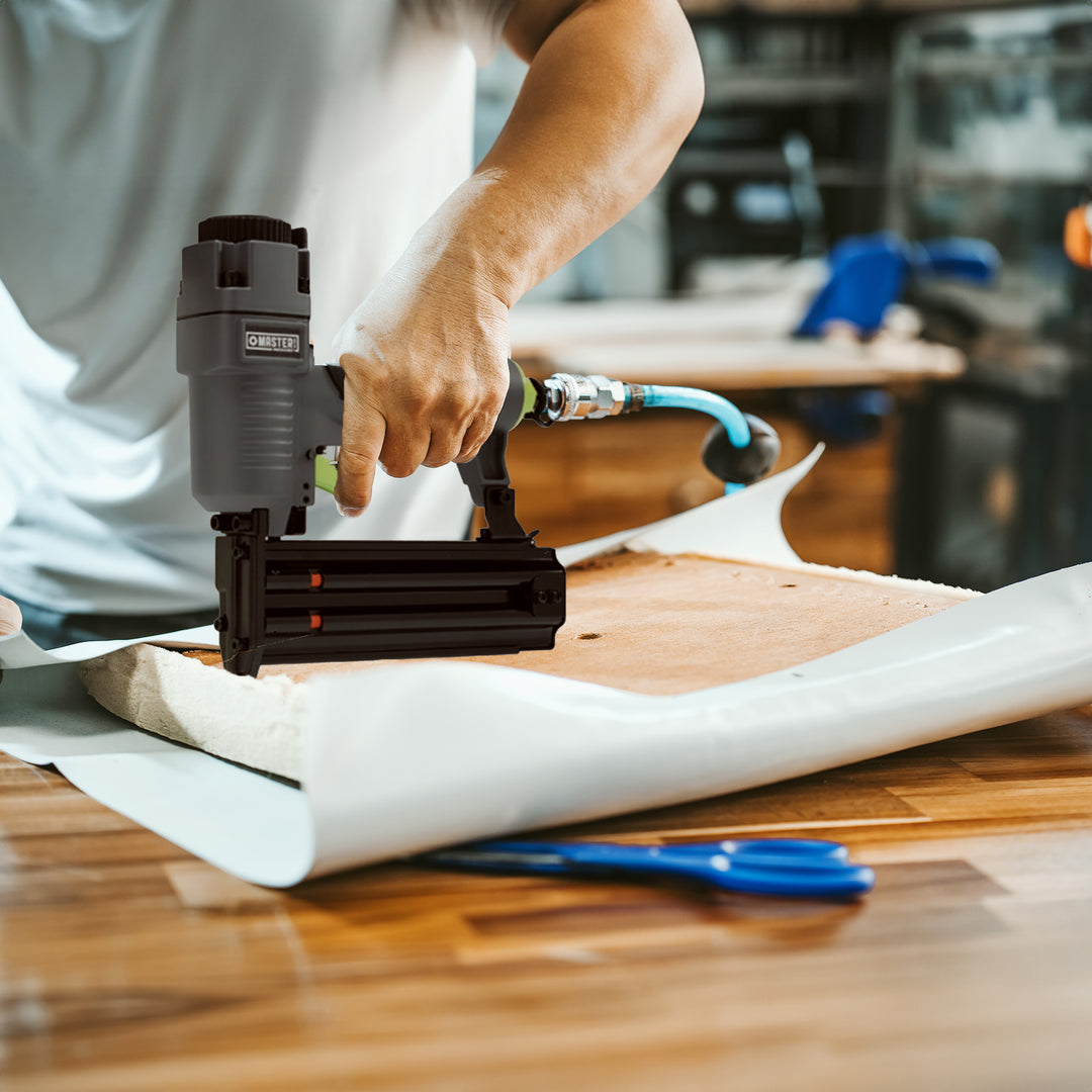 Master Mechanic Pneumatic18G Lightweight Die Cast Aluminum Brad Nailer(Open Box) - VMInnovations