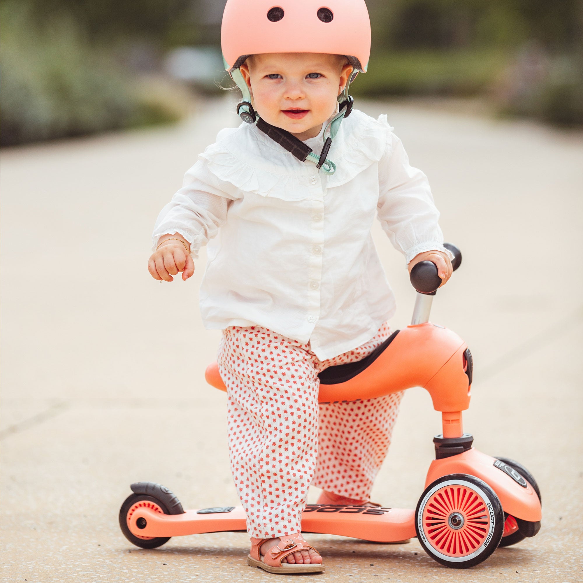 Scoot & Ride 2-in-1 Ride-On & Stand Kids Scooter, Ages 1-5, 1, Peach (Used) - VMInnovations