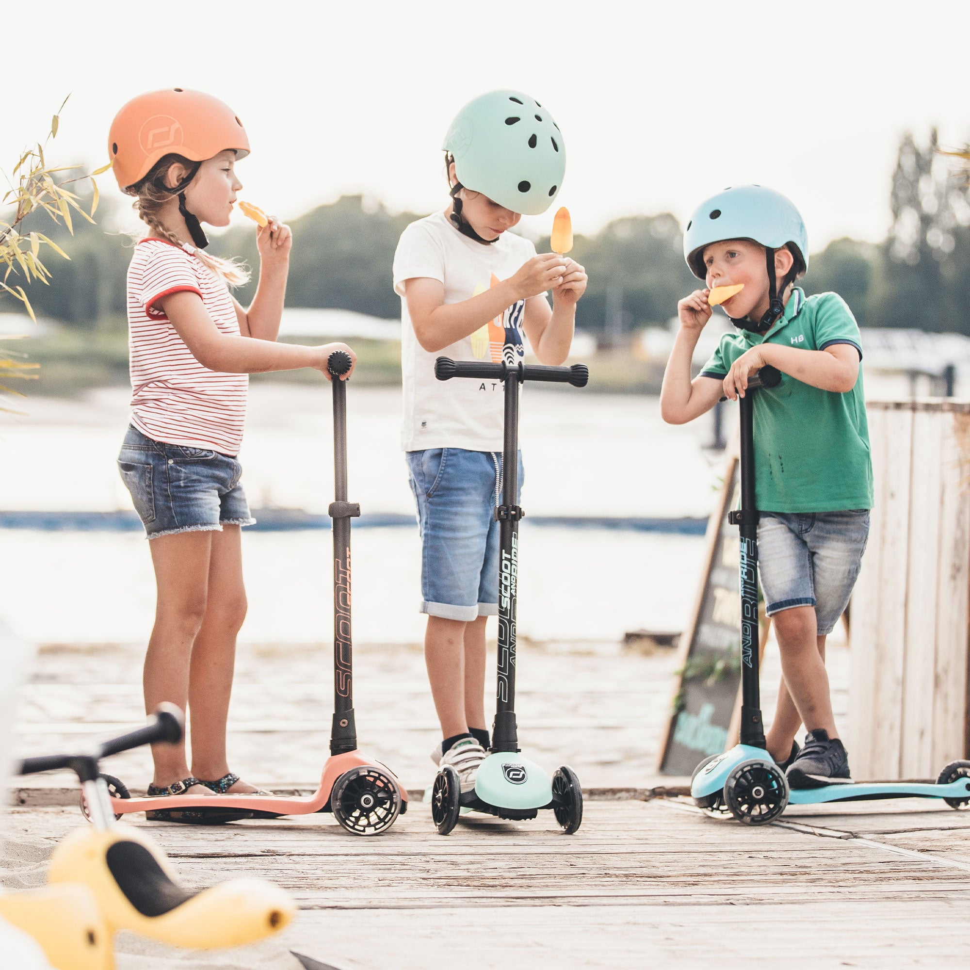 Scoot & Ride Stand-up Push Scooter for Children Ages 3-6, Highwaykick 3, Kiwi - VMInnovations