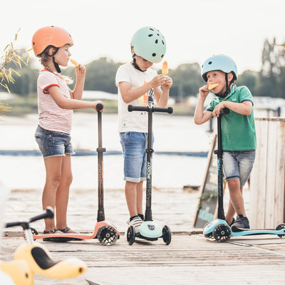 Scoot & Ride Push Scooter for Children Ages 3-6, Highwaykick 3, Kiwi (Open Box) - VMInnovations