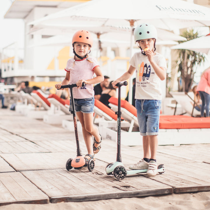 Scoot & Ride Push Scooter for Children Ages 3-6, Highwaykick 3, Kiwi (Open Box) - VMInnovations