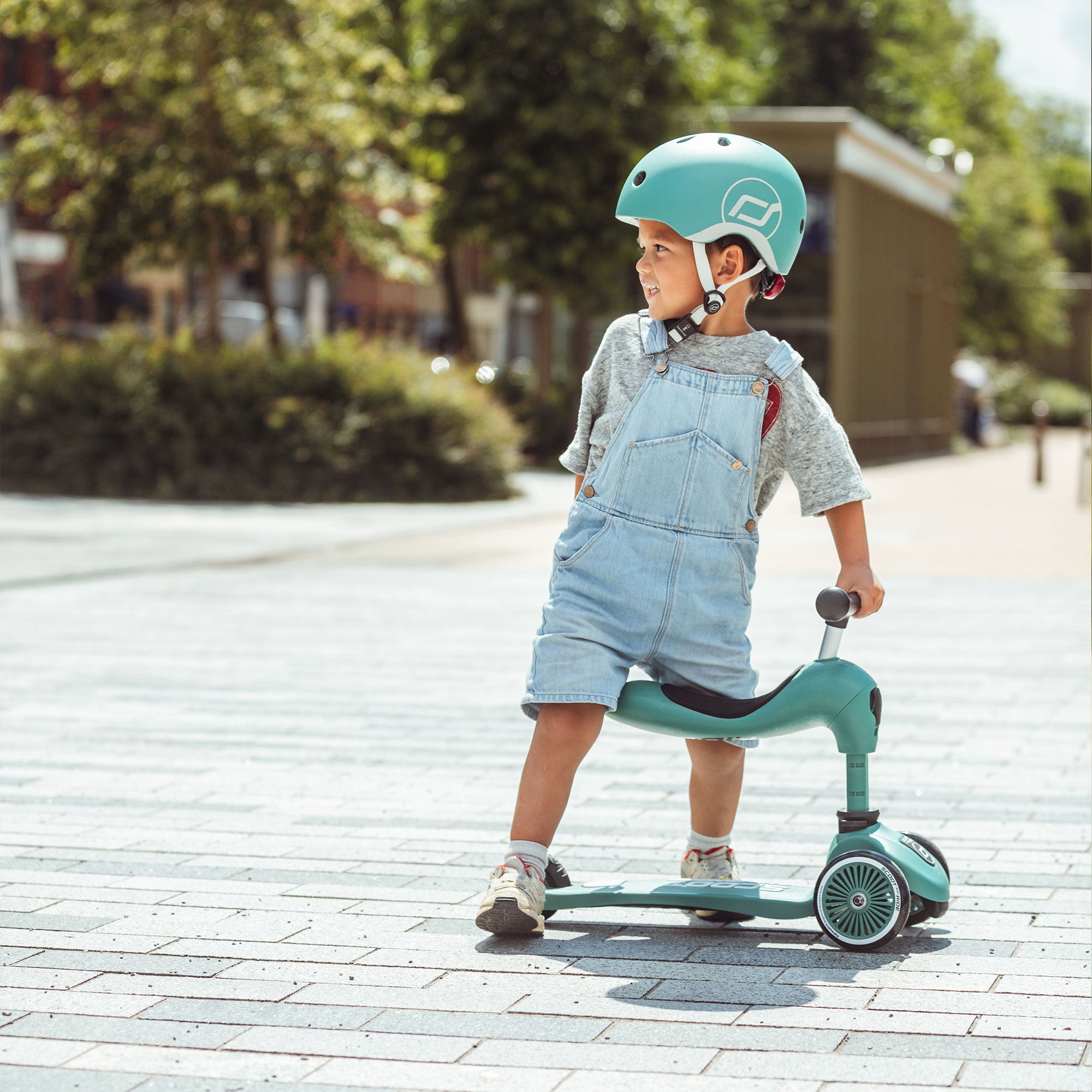 Scoot & Ride 2-in-1 Ride-On & Stand Scooter, Ages 1-5, Highwaykick,Forest(Used) - VMInnovations