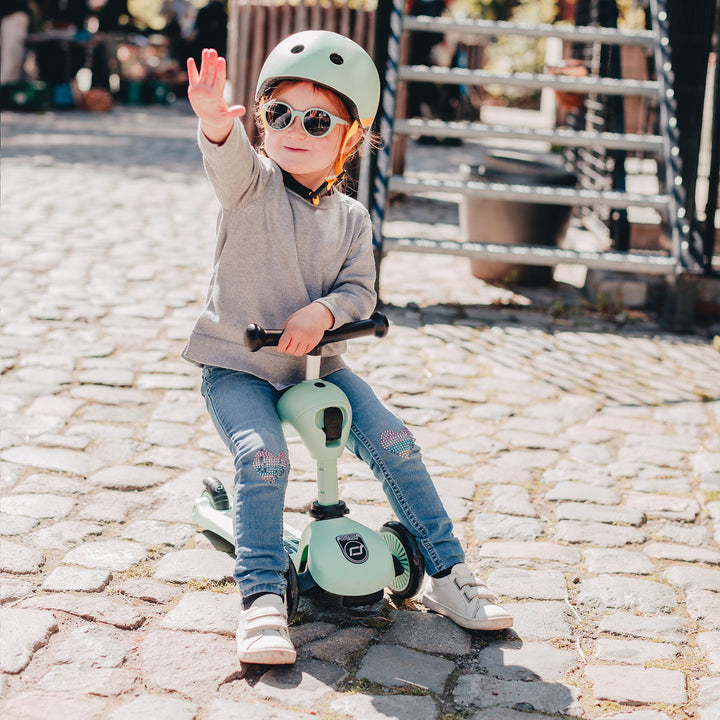 Scoot & Ride 2-in-1 Ride-On & Stand Kids Scooter, Ages 1-5, Kiwi (Open Box) - VMInnovations