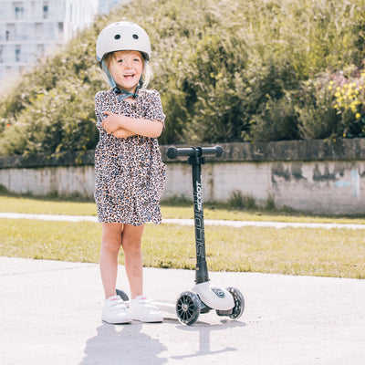 Scoot & Ride Stand-up Push Scooter for Ages 3-6, Highwaykick 3, Ash (Open Box) - VMInnovations