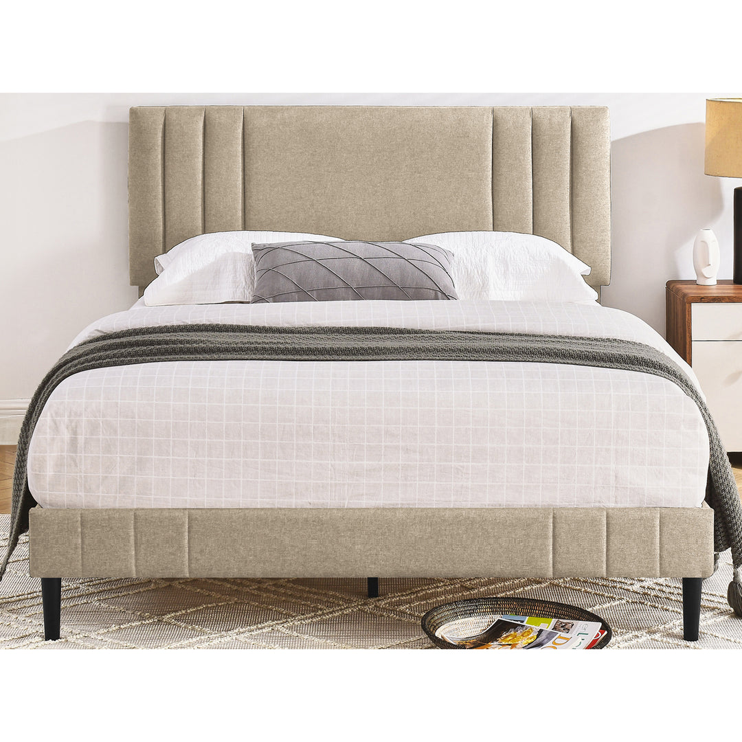 DeCoro Chicago Modern Tufted Upholstered Platform Queen Size Bed,Linen(Open Box)