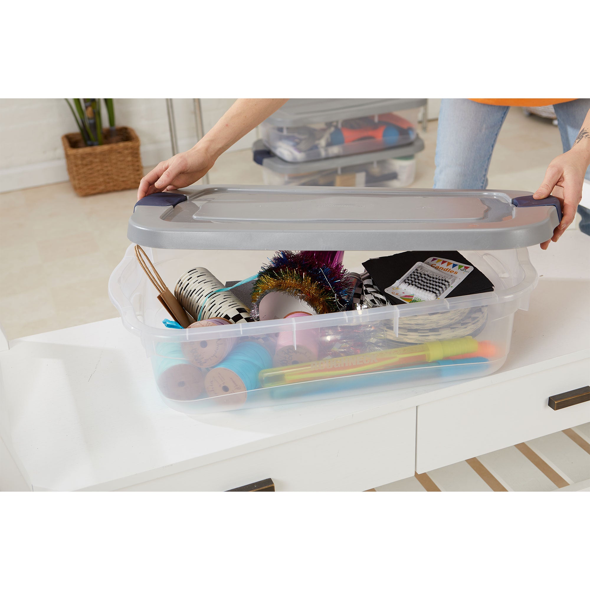 Rubbermaid 6 Pack Roughneck Clear Storage Containers, Stackable Totes, 31 Quart - VMInnovations