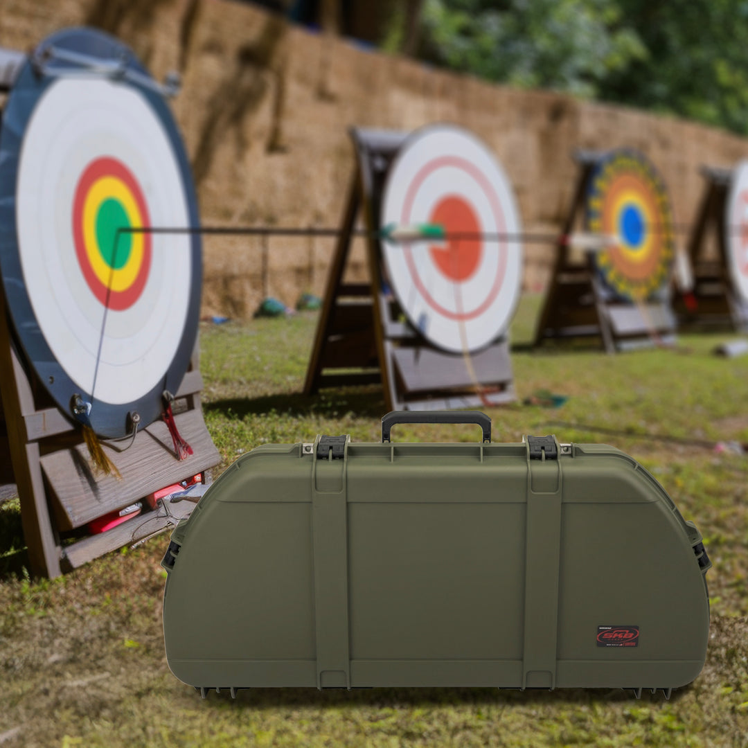 SKB Hard Protective Storage Case, Archery Bow & Arrow iSeries Shaped Case, Green