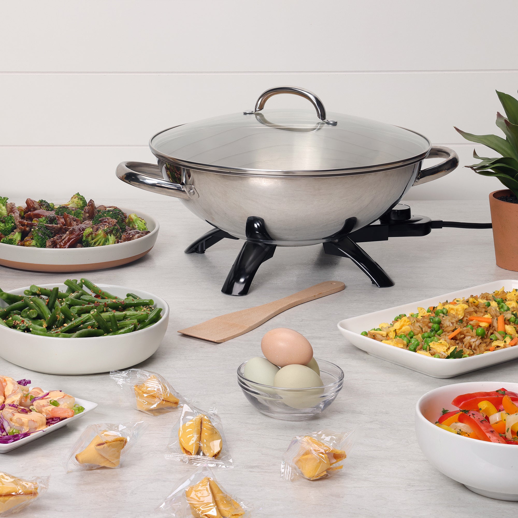 Presto 1500 Watt Stainless Steel Electric Wok w/Glass Lid & Spatula (Open Box) - VMInnovations