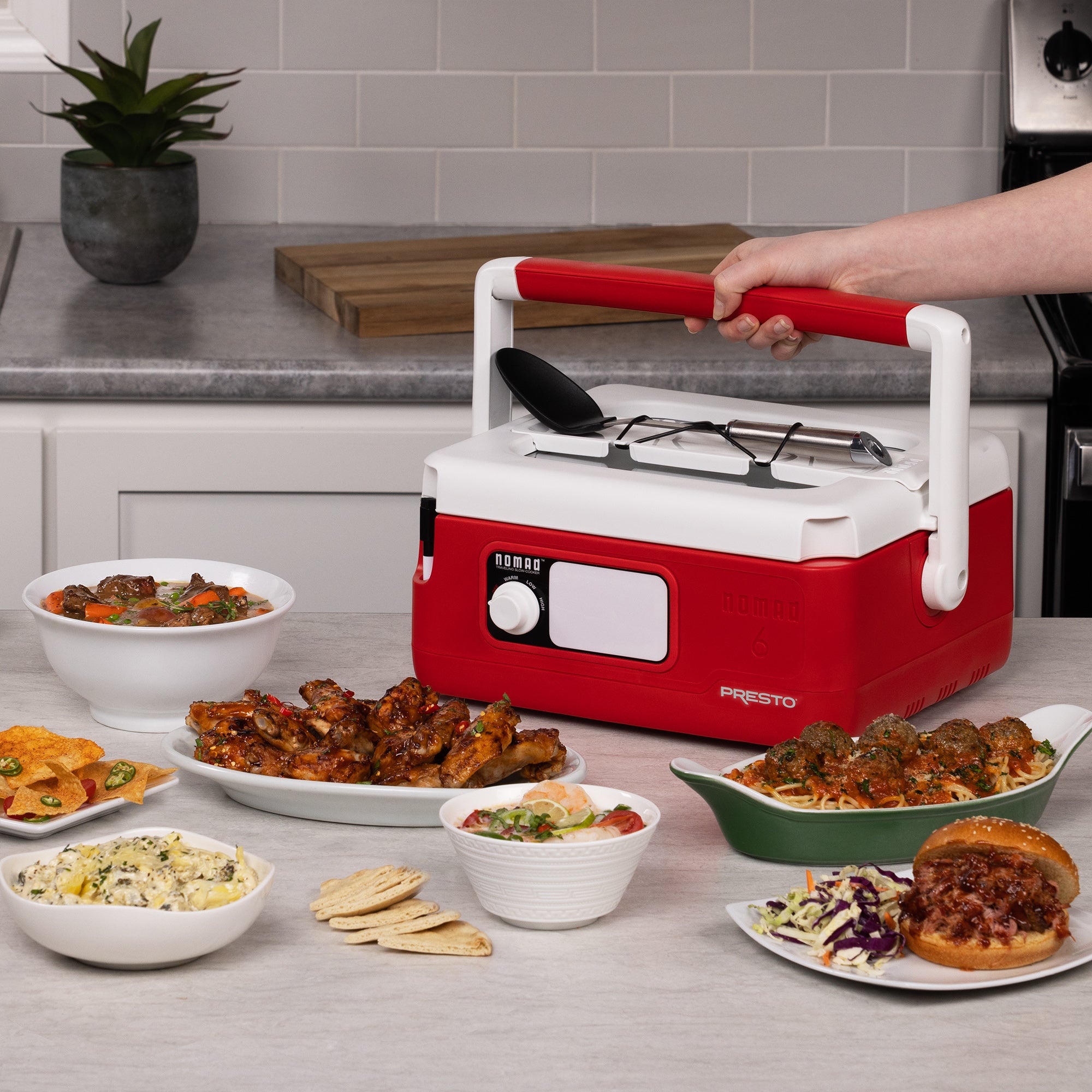 Presto 06011 6 Qt Nomad Portable Electric Slow Cooker with Locking Lid(Open Box) - VMInnovations