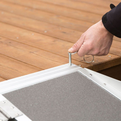 Silver Spring Mobility and Utility Ramp, 6 Foot Single Fold with Grit Surface