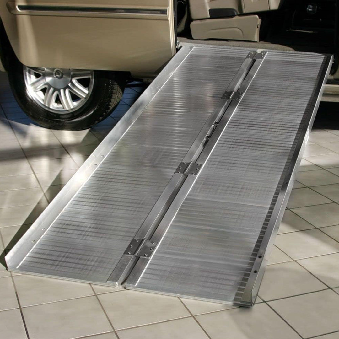Silver Spring Mobility and Utility Ramp, 6 Ft Single Fold 600 lb Capacity(Used)