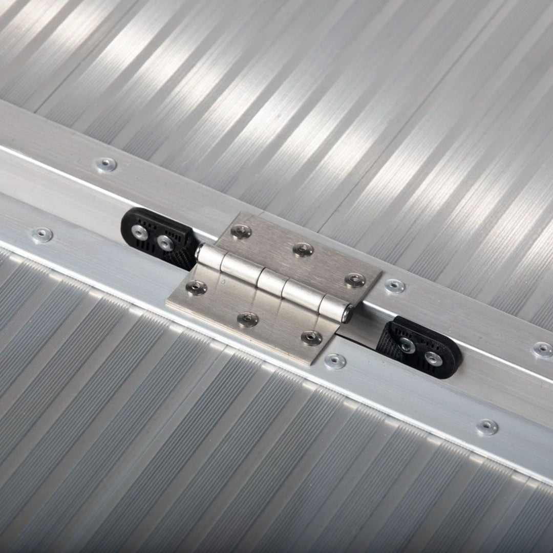 Titan Ramps 4 Foot Single-Fold Aluminum Wheelchair Ramp,600lb Capacity(Open Box)