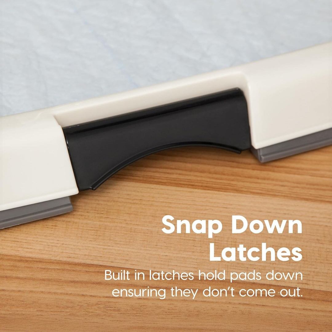 IRIS USA Leakproof Dog Pad Holder with Non-Skid Base, Latching Sides (Used)