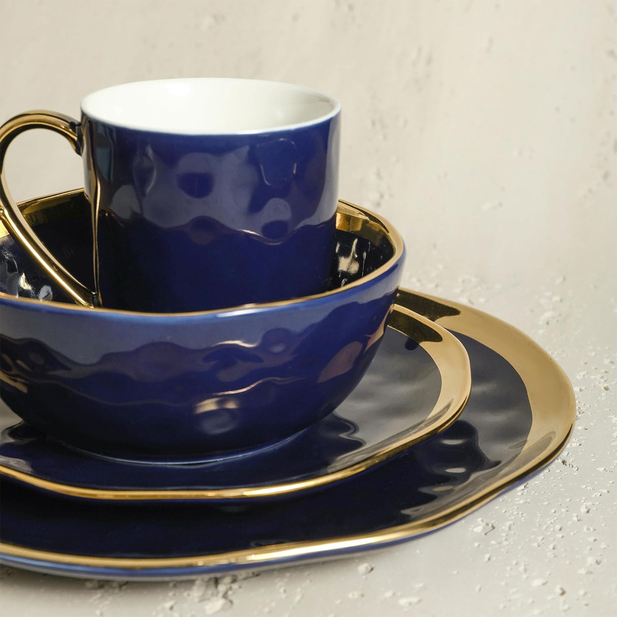 Stone Lain Florian Porcelain 16 Piece Dinnerware Set, Service for 4, Navy Blue - VMInnovations