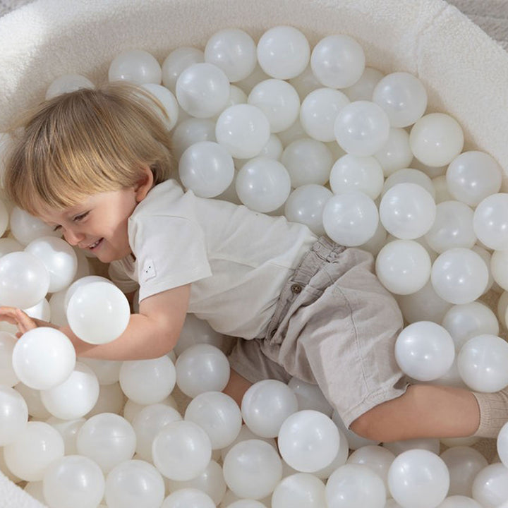 KIDKII Round Ball Pit Soft Teddy Indoor Play Toy for Toddlers, 200 Balls, Cream