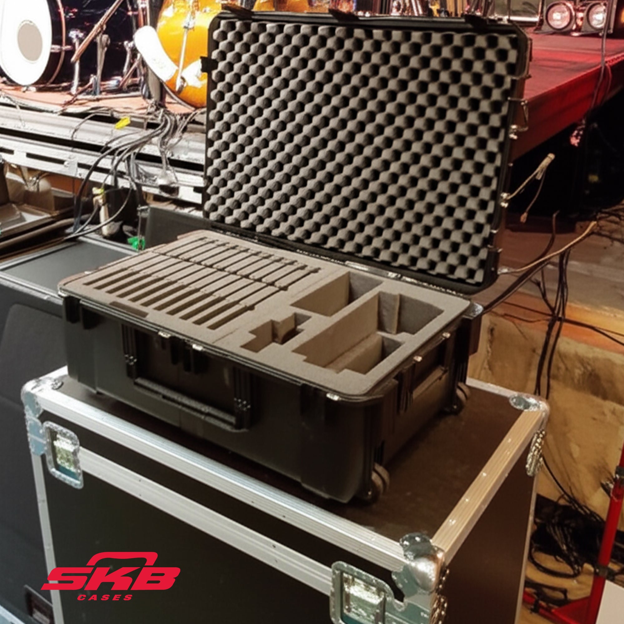 SKB iSeries Shure Microflex Hard Case, Waterproof Storage for Microphone Gear