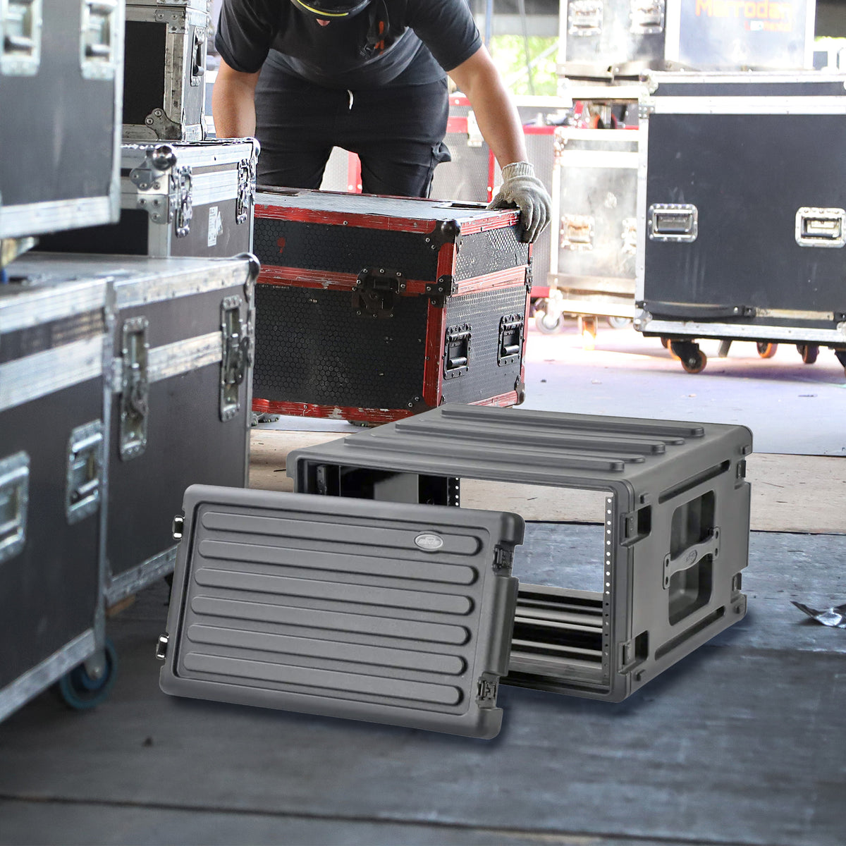 SKB 6U Roto Rack Case Polyethylene Gear Protector,Stackable&Waterproof(Open Box) - VMInnovations