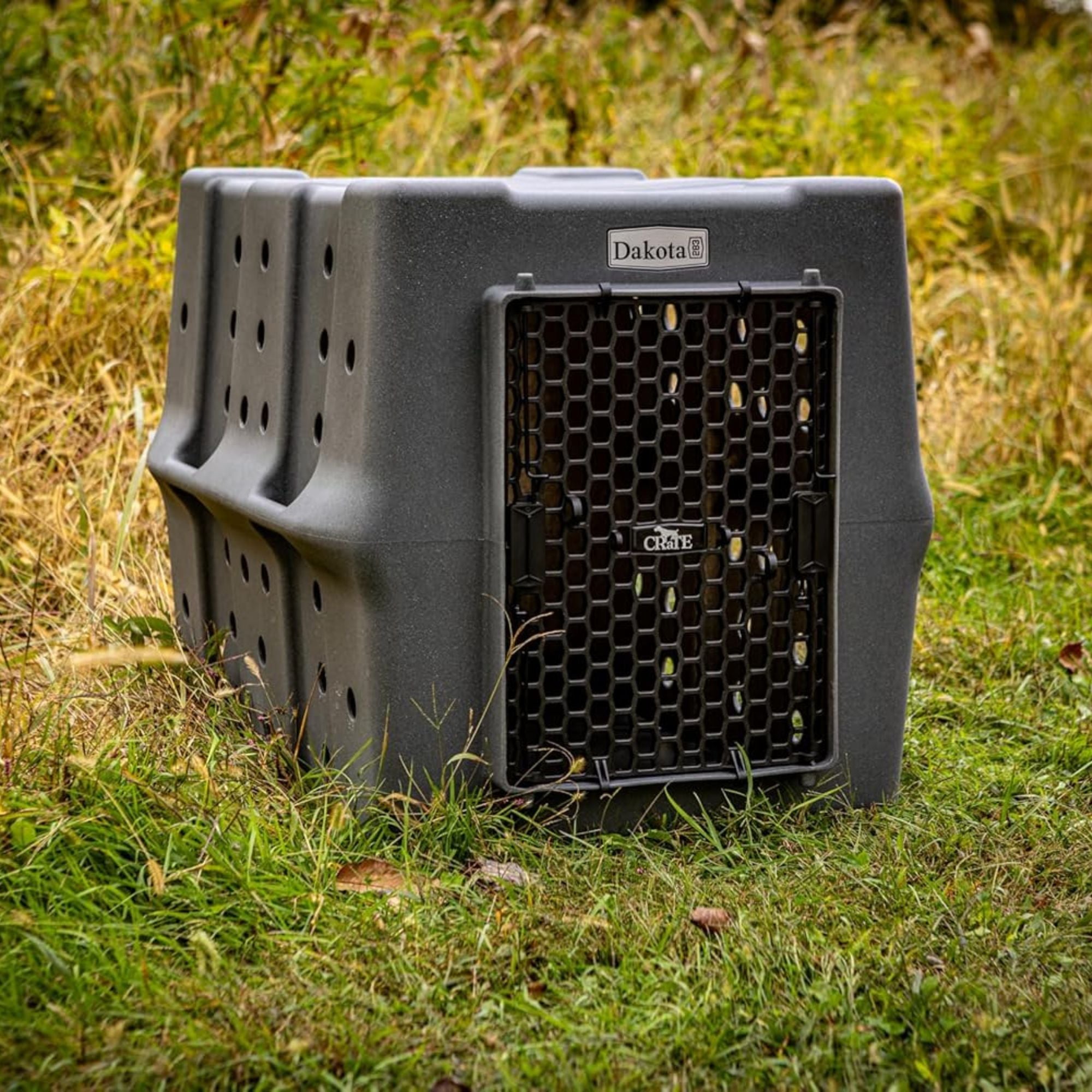 Dakota 283 Canine Rough and Tough Economy Pet Kennel, Large, Dark Granite (Used)