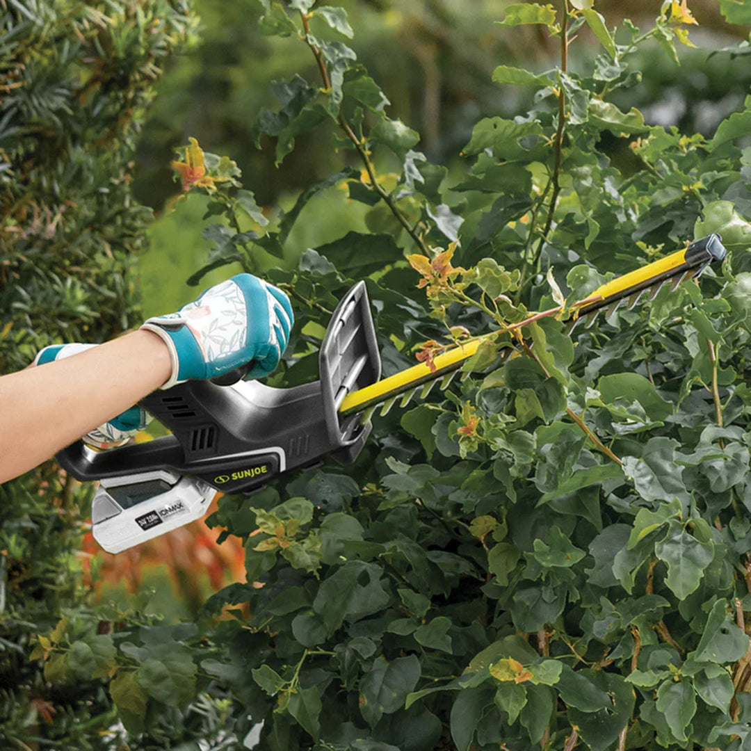 Sun Joe IONMAX Cordless Leaf Blower, Grass and Hedge Trimmer Kit  (Open Box)