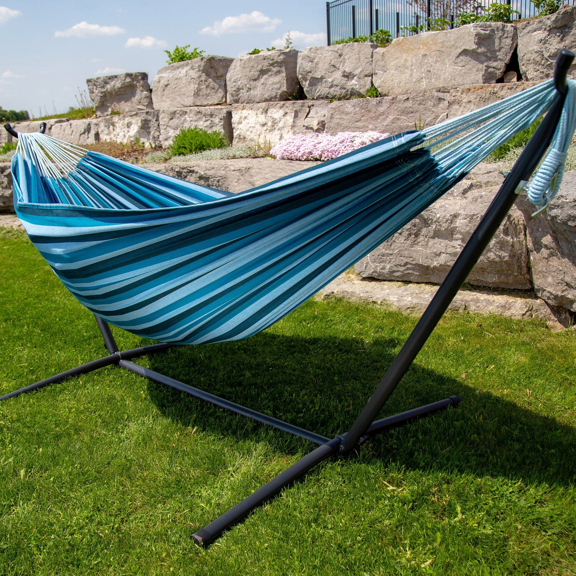 Vivere Double Cotton Hammock, Comfortable Daybed 9', Blue Lagoon (Open Box)