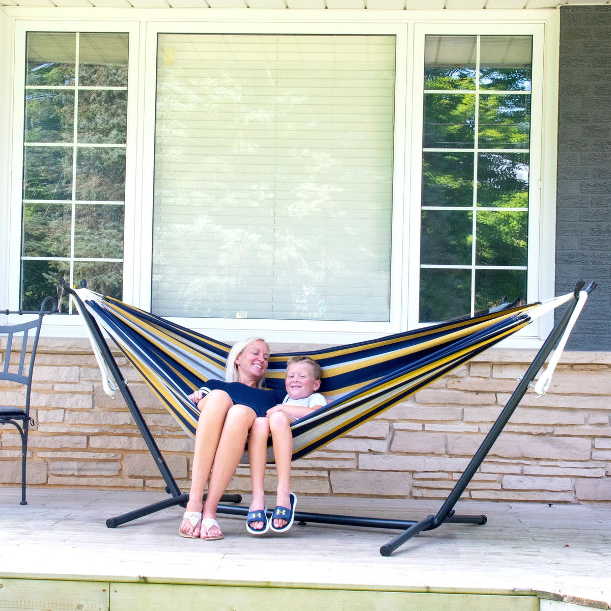 Vivere Double Cotton Hammock, Comfortable Daybed with Steel Stand, 9' (Open Box)