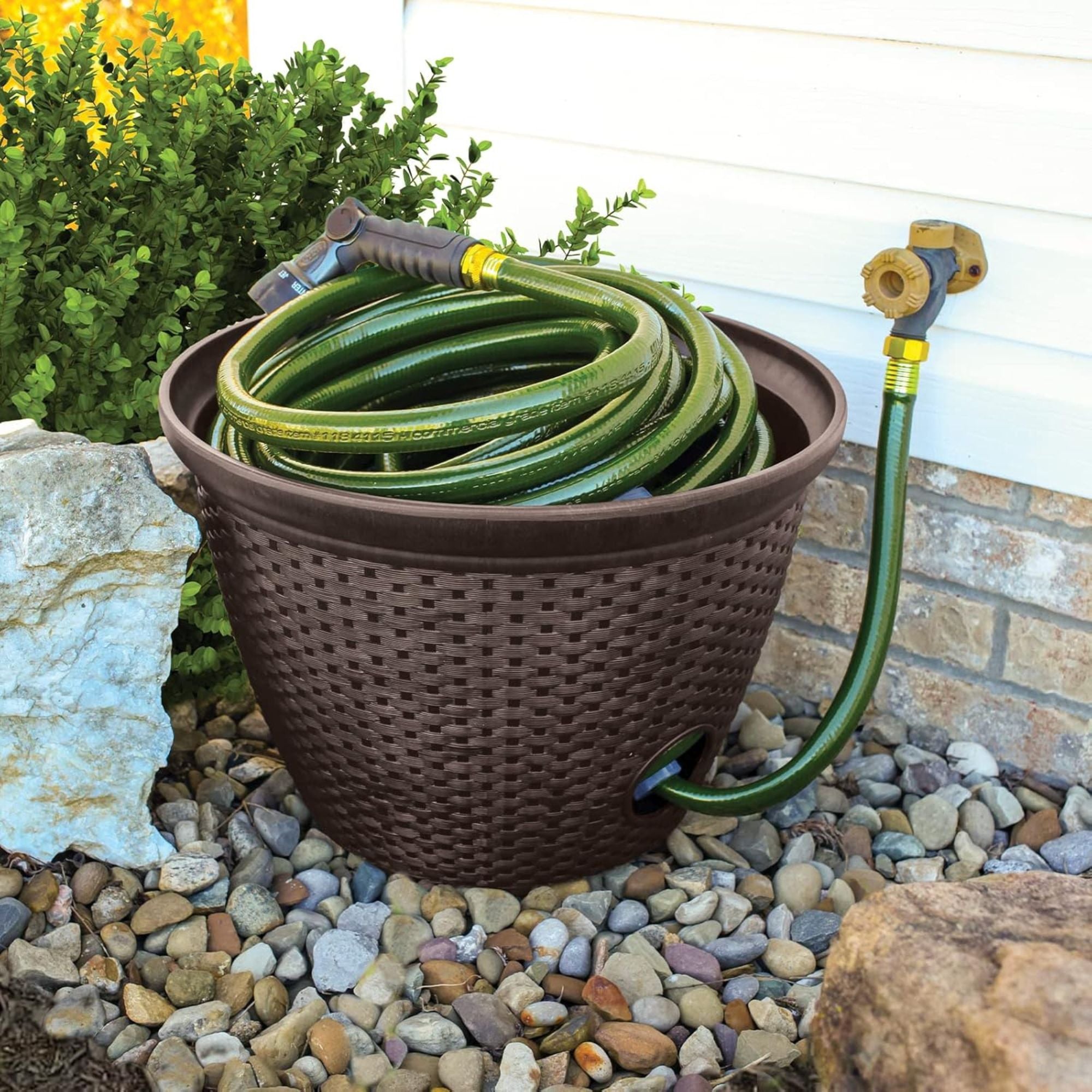 The HC Companies 18" Woven Garden Hose Holder, Up to 100 Ft Capacity, Chocolate - VMInnovations