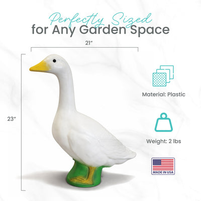 Union Products Wild Goose Outdoor Lawn & Garden Statue, 23" Tall Figurine (Used)