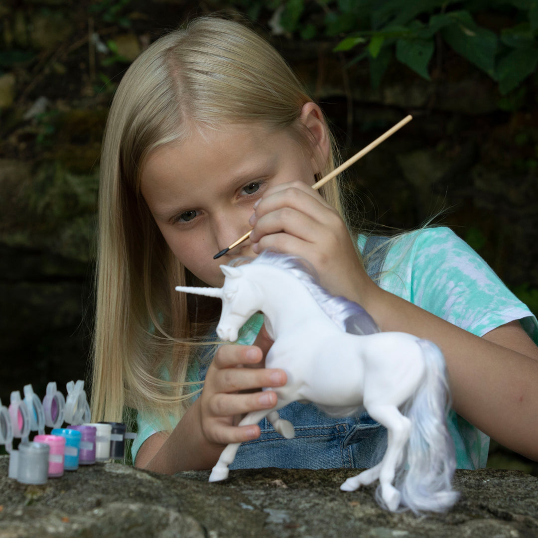 Breyer Traditional Series Unicorn Paint Kit 1:12 Detailed Model, White (Used) - VMInnovations