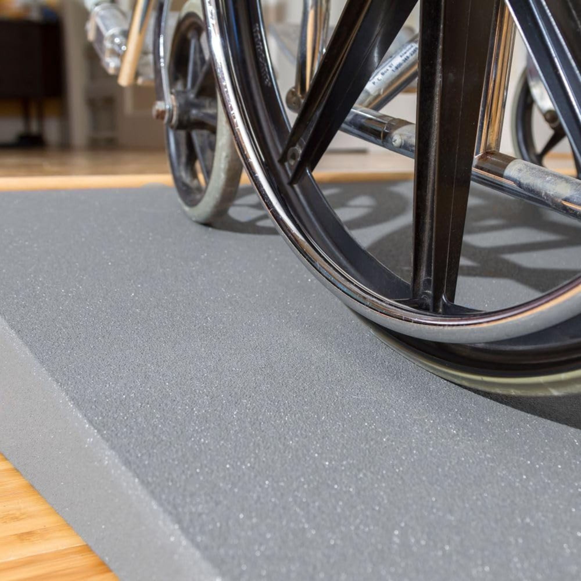 Silver Spring Lightweight Foam Threshold Ramp for Wheelchairs, 4" Rise(Open Box) - VMInnovations