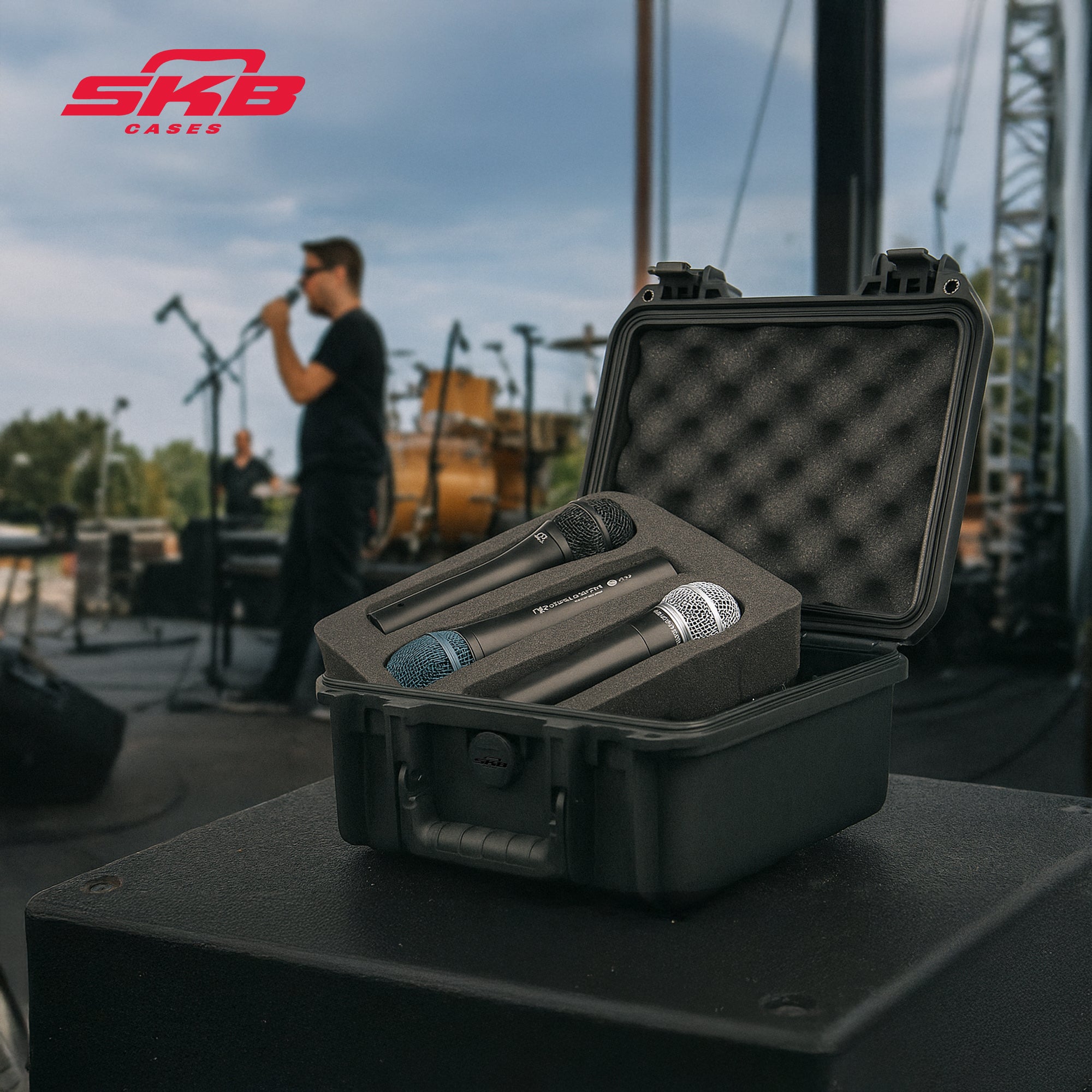 SKB Microphone Hard Case, Polypropylene Shell with 6-Slot Foam Interior, Black - VMInnovations