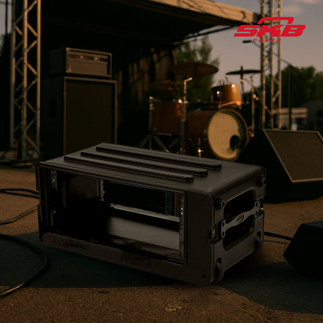 SKB 4U rSeries Shallow Rolling Rack with Integrated Back Wheels and Pull Handle