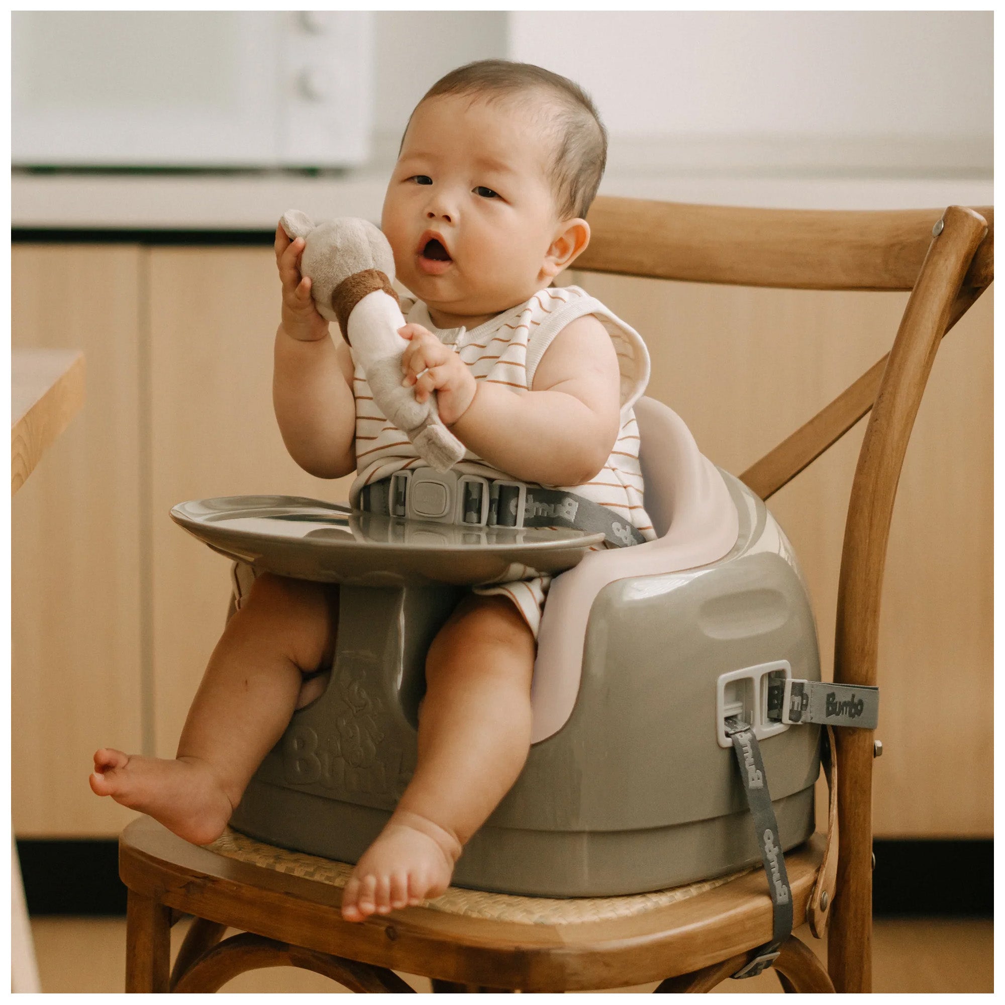 Bumbo Toddler 3-in-1 Booster High Chair and Tray, Breige/White Sand, 2 Pack