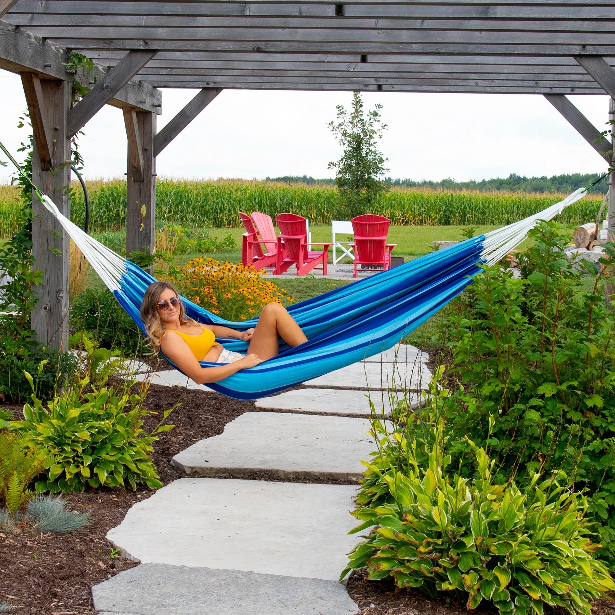 Vivere Brazilian Style Double Cotton Hammock Outdoor Hanging Daybed (Open Box)