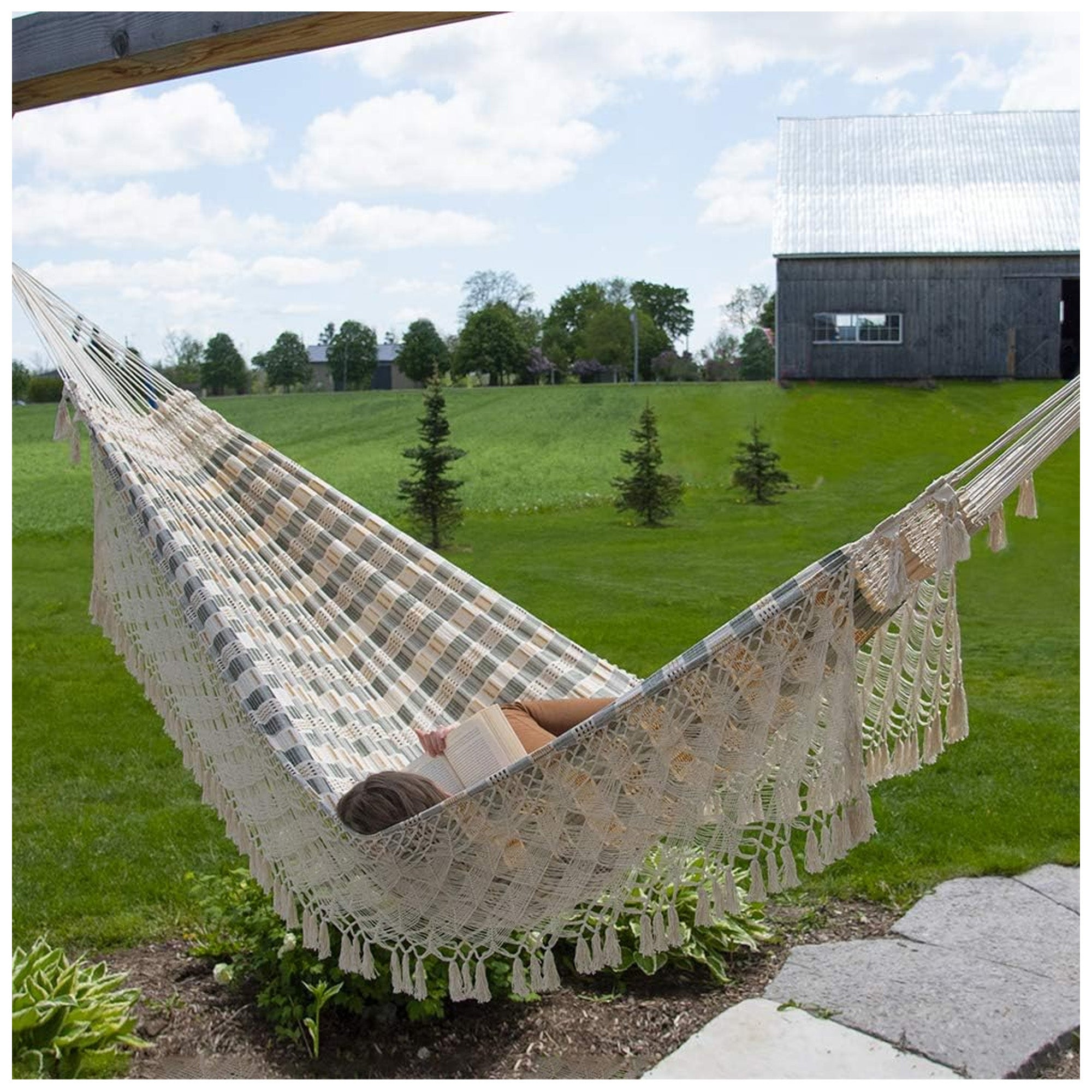 Vivere Brazilian Cotton Hammock, Outdoor Hanging Daybed, Honey Island (Open Box) - VMInnovations