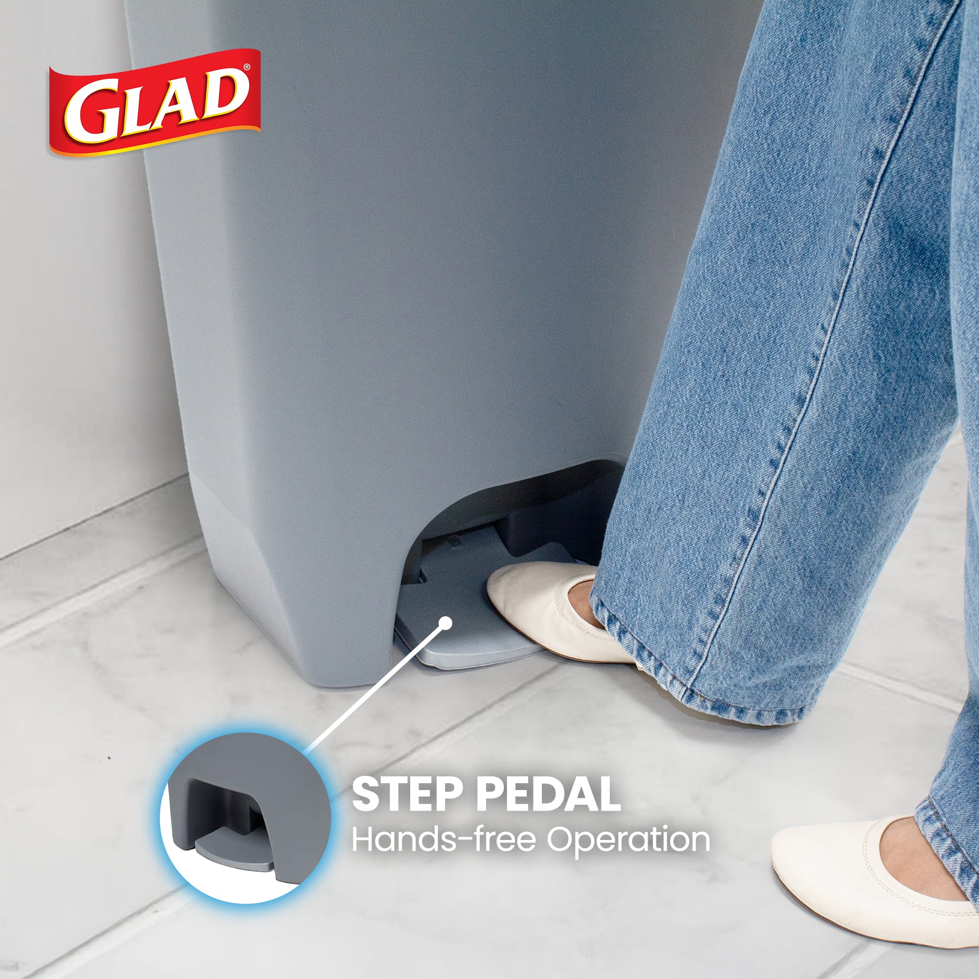 Glad Kitchen Trash Can with Lid, Foot Pedal and Garbage Bag Rings (Used)