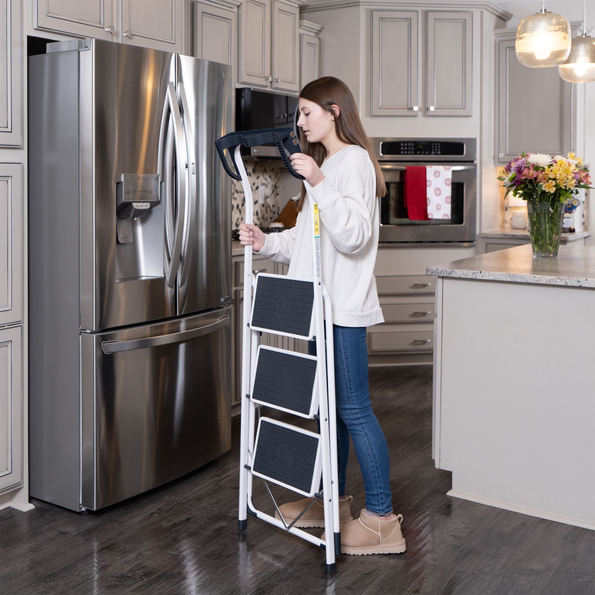 Hailo K75 ComfortLine Step Ladder, 2-Step Foldable Steel Stool for Home Use - VMInnovations