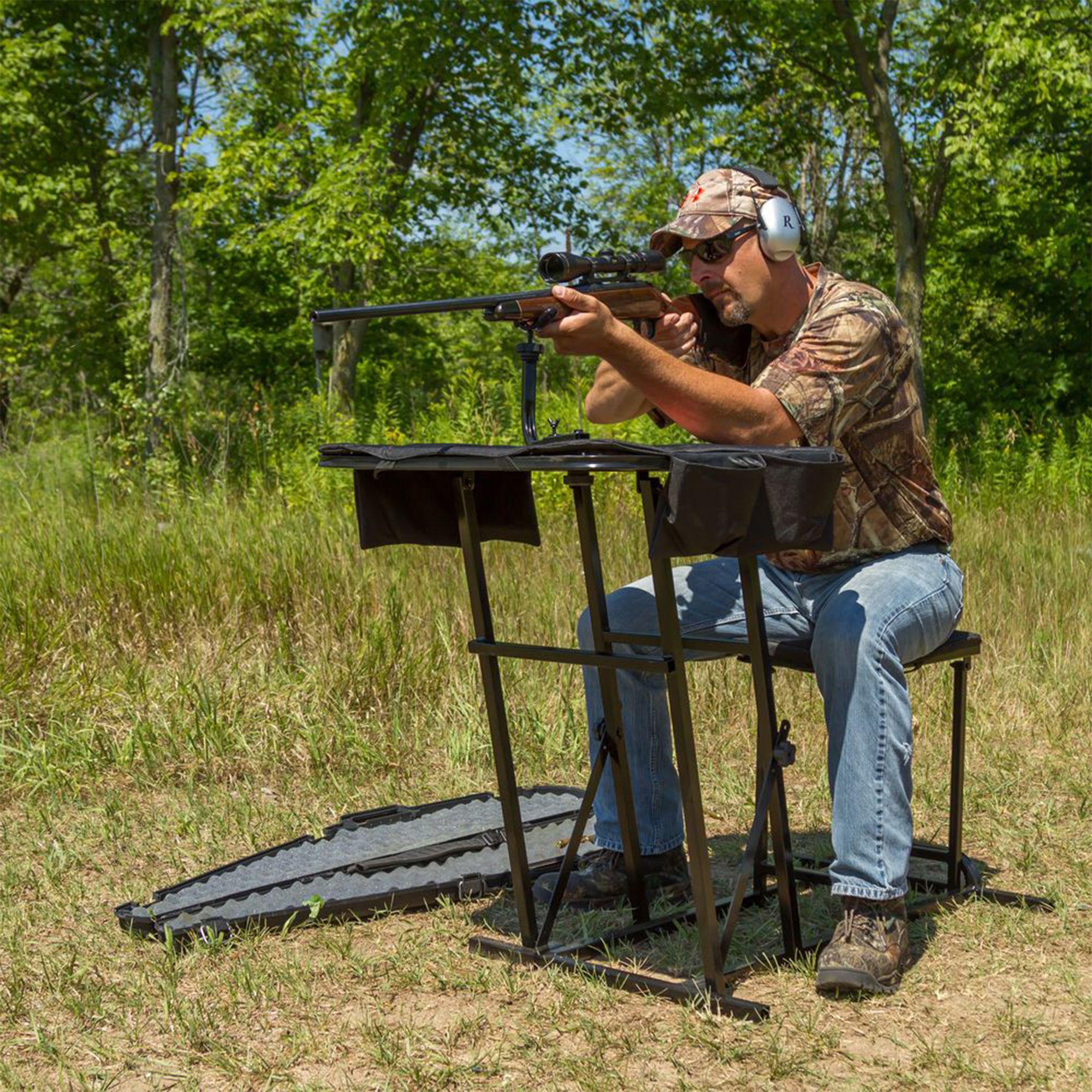 Kill Shot Shooting Bench w/Gun Rest, Collapses for Easy Transport (Open Box) - VMInnovations