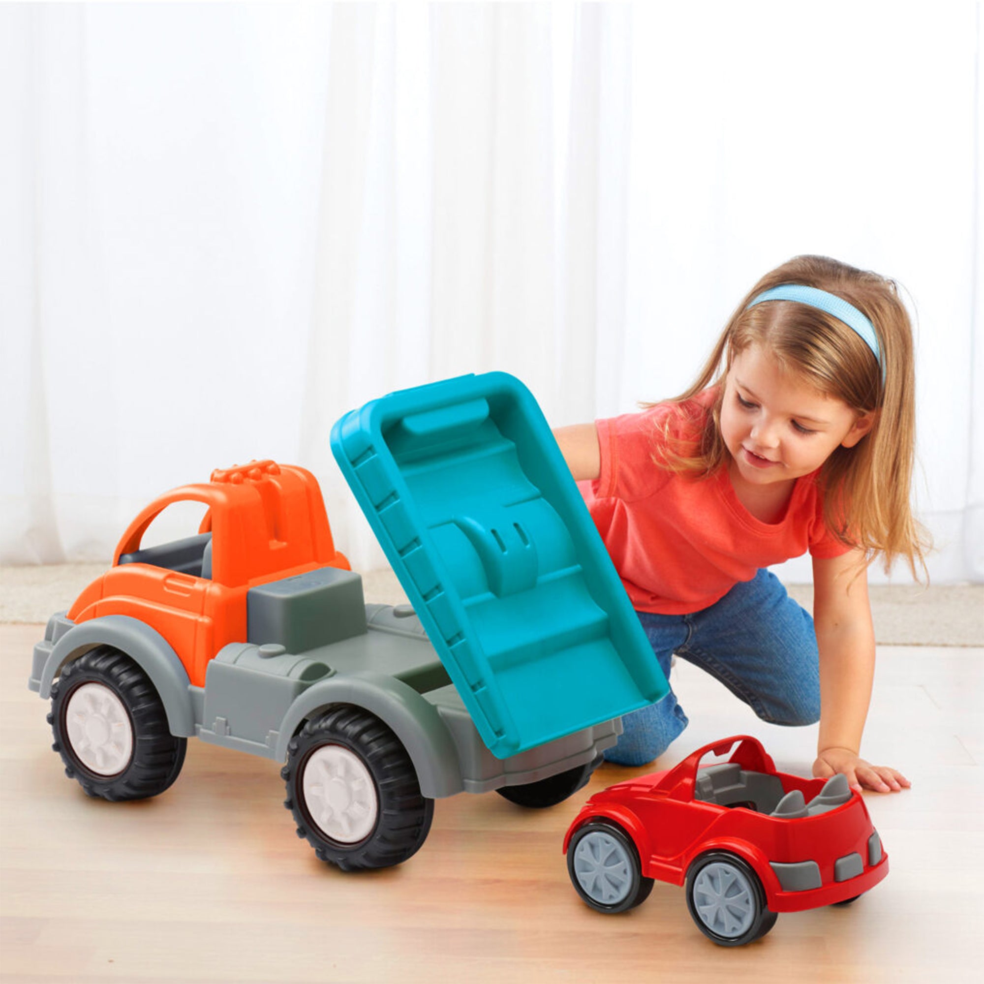 American Plastic Toys Gigantic Car Hauler Truck for Toddlers with Tilting Bed - VMInnovations