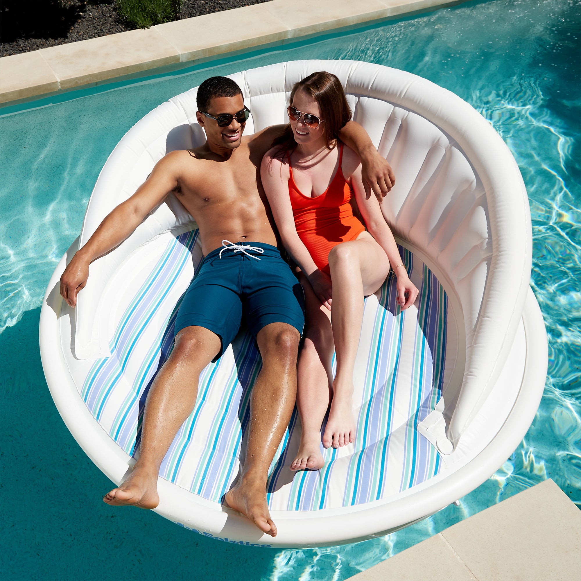 Swimline Solstice Inflatable 3-Person AquaSofa Float With Pump (Open Box) - VMInnovations