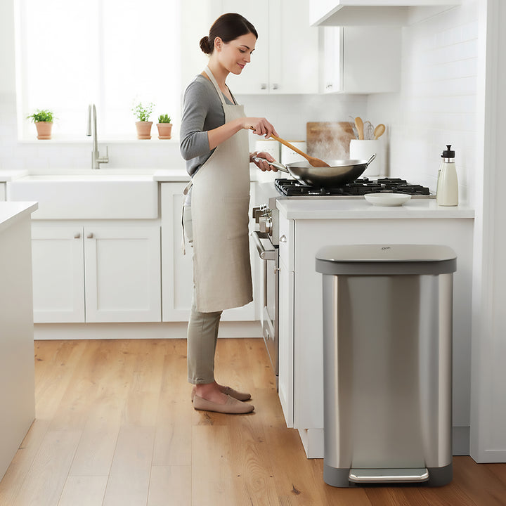 Glad Step Trash Can, Series 2 Soft Close Bin w/Odor Protection, 20 Gal(Open Box) - VMInnovations