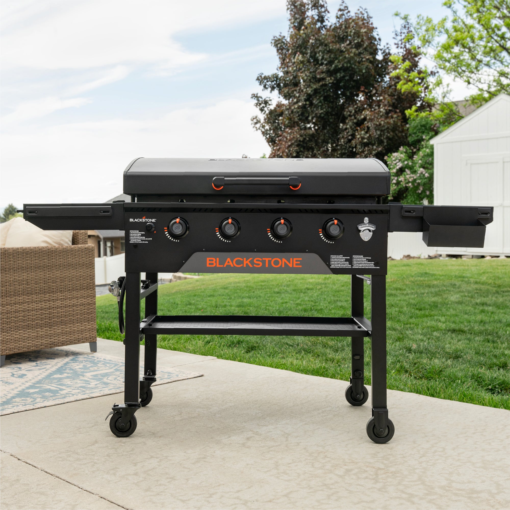 Blackstone 36" Griddle, Outdoor Grill w/Hood, Side Shelves & Wheels (Open Box)