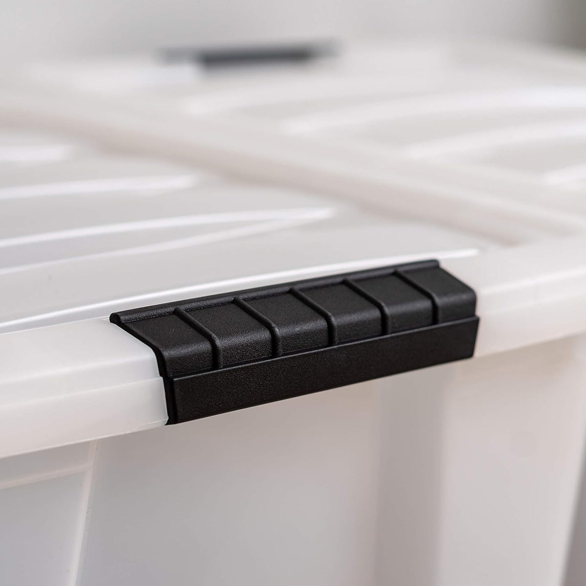 IRIS USA 40 Qt Plastic Storage Box with Lid, Stackable, Pearl, 6 Pack (Open Box)