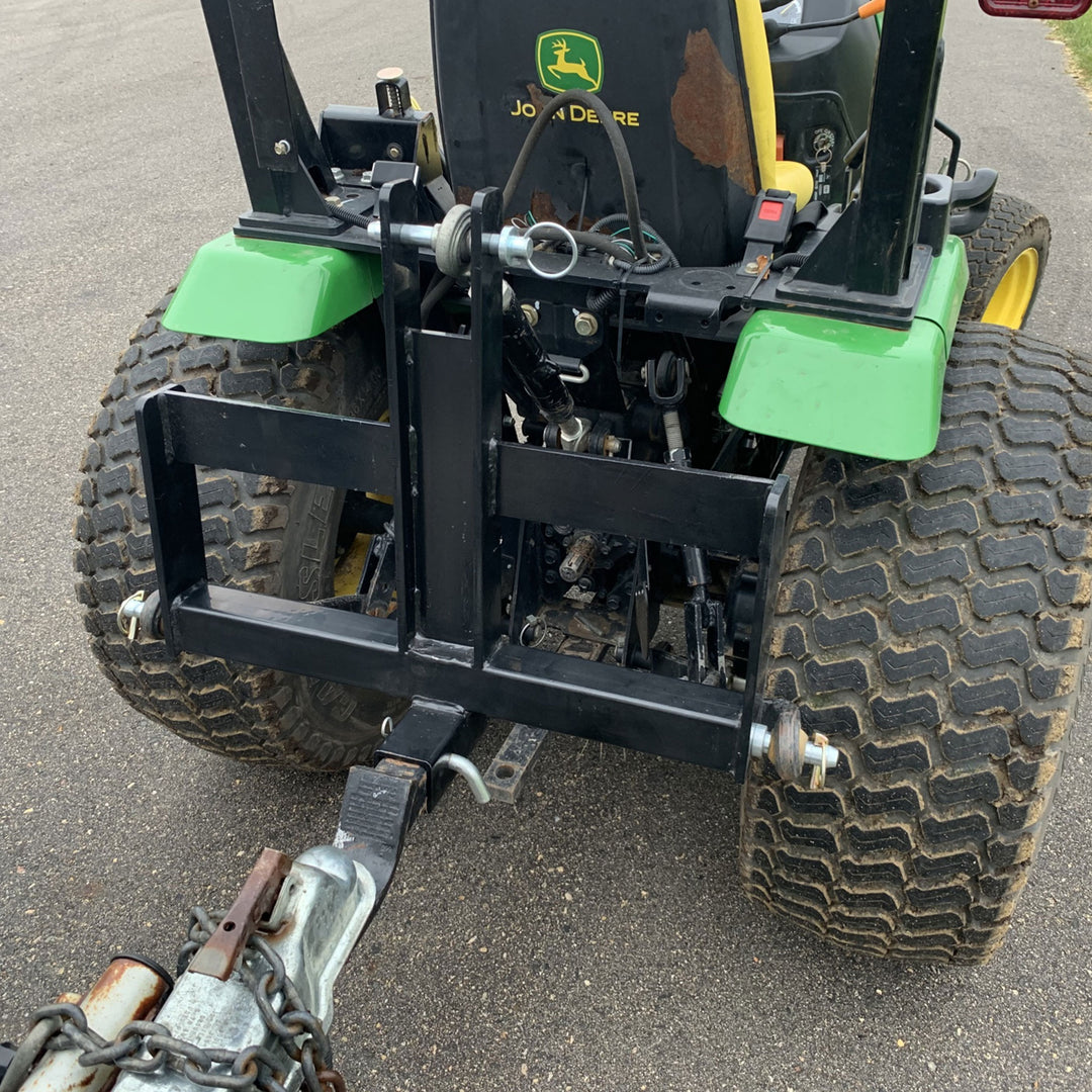 Field Tuff Heavy-Duty Tractor Hitch, 2" Receiver Suitcase Weight Holder, Black