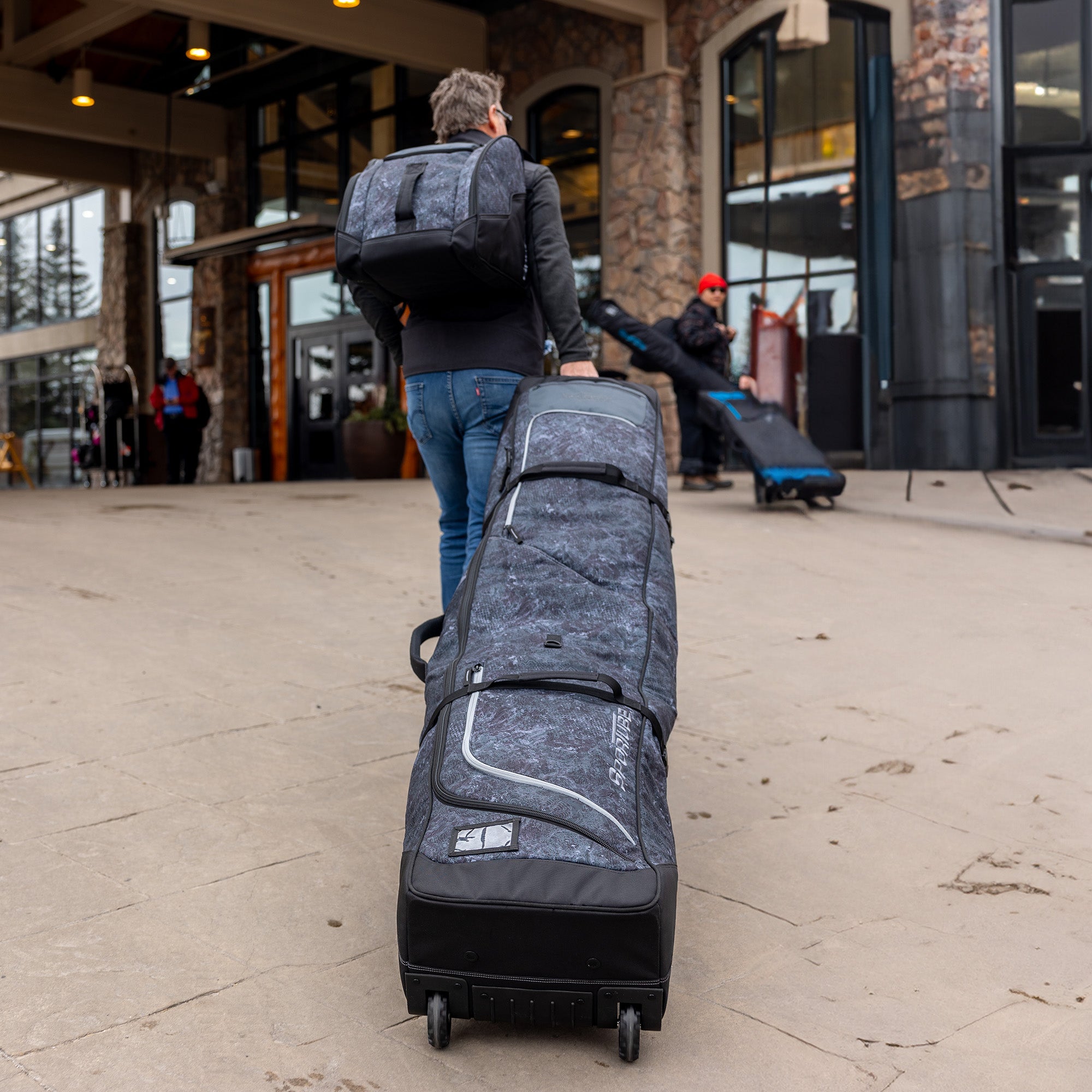 Sportube Prospector XL Ski and Snowboard Bag with Wheels and Removable Dividers - VMInnovations