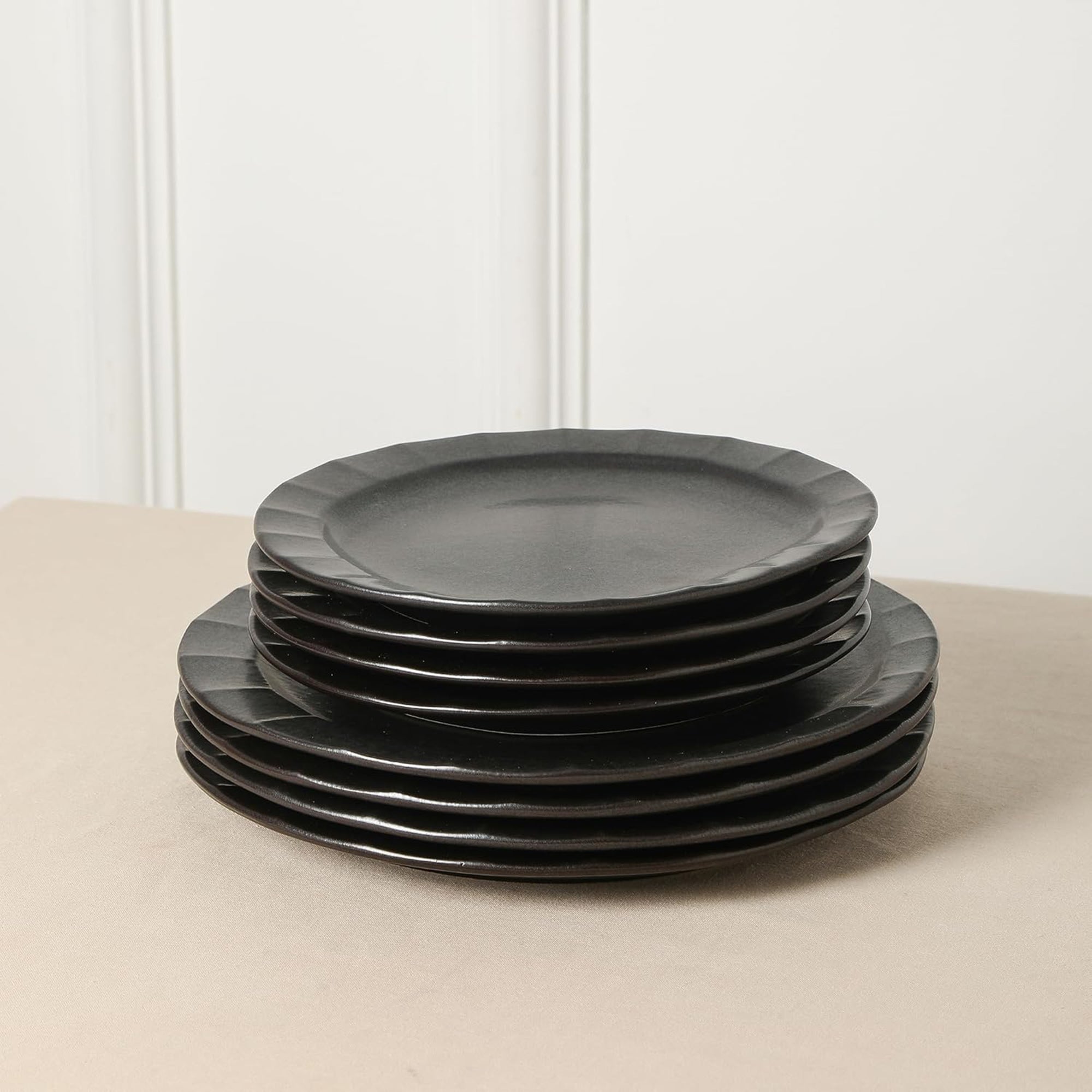 Stone Lain Oasis Stoneware 4 Piece Dinner Plate Dish Set - Serving Dishes, Black - VMInnovations