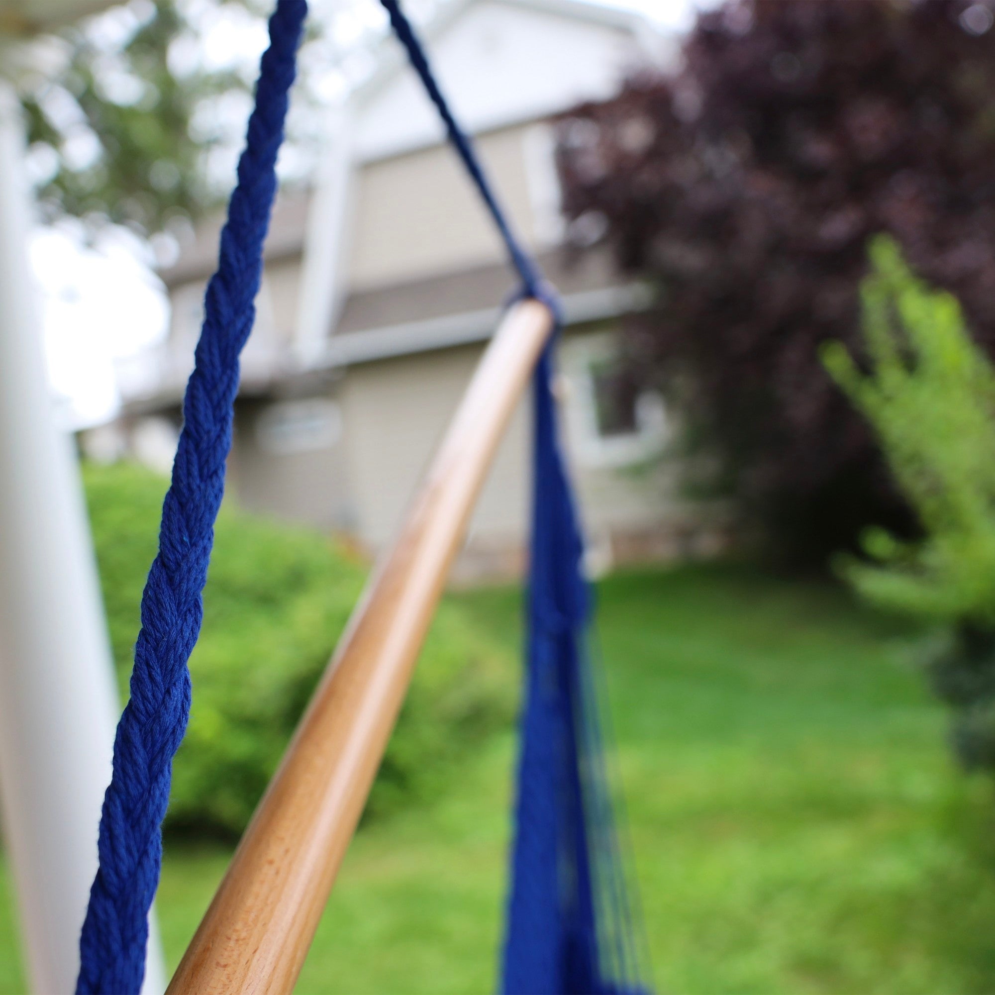 Bliss Hammocks Tahiti Rope Hammock Chair with Spreader Bar and Hardware, Blue - VMInnovations