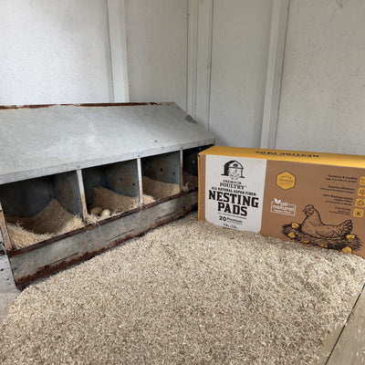 Premium Poultry 20-Pk Aspen Nesting Pads for Chicken Coop Nest Boxes, (Open Box)