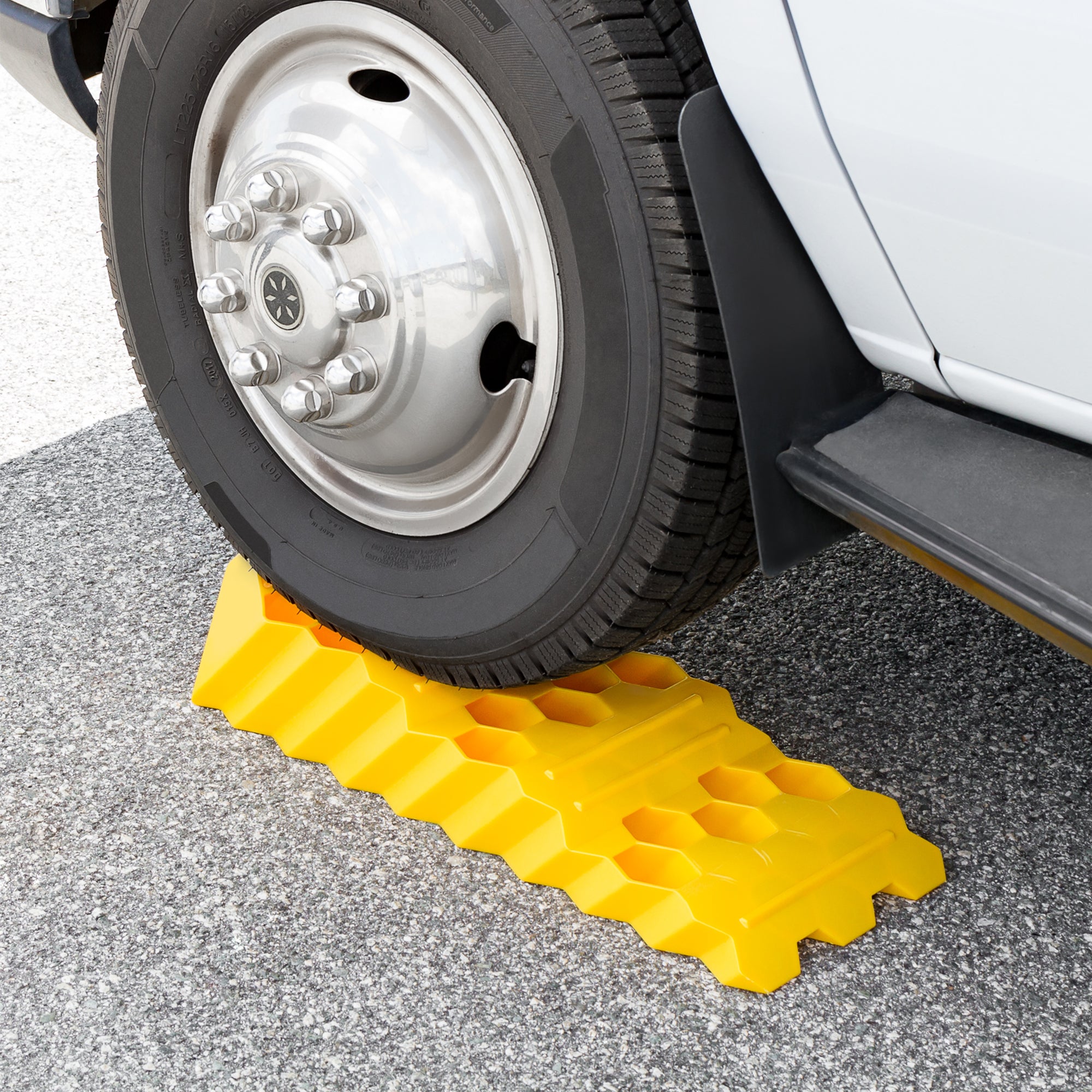 Camco Super Tri-Leveler for RV, 3 Heights of 2", 3.5" and 5" (Open Box) - VMInnovations