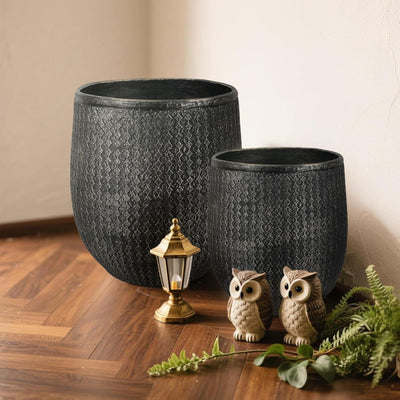 Worth 12" Round Planter, Lightweight Magnesium Oxide Cement Plant Pot (Open Box)